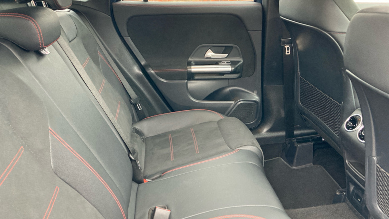 Mercedes-Benz GLA 200d AMG Line Executive 5dr Auto Diesel Hatchback